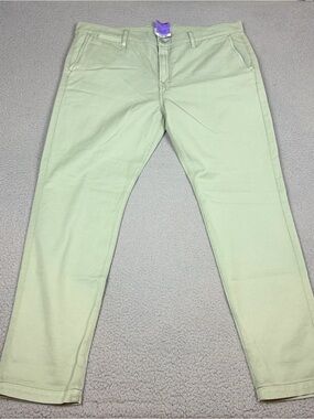 7 For All Mankind Pants Men’s 38x32 Light Green Chinos Straight Fit NWT
